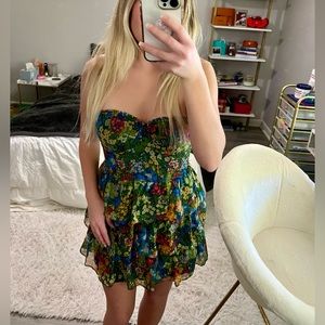Mini dress